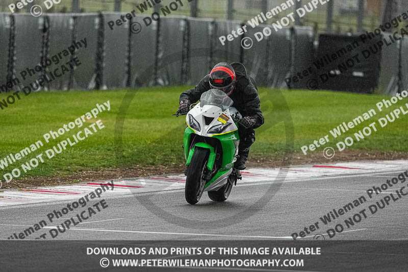 donington no limits trackday;donington park photographs;donington trackday photographs;estoril;event digital images;motorbikes;no limits;no limits trackdays;peter wileman photography;portugal;trackday;trackday digital images;trackday photos